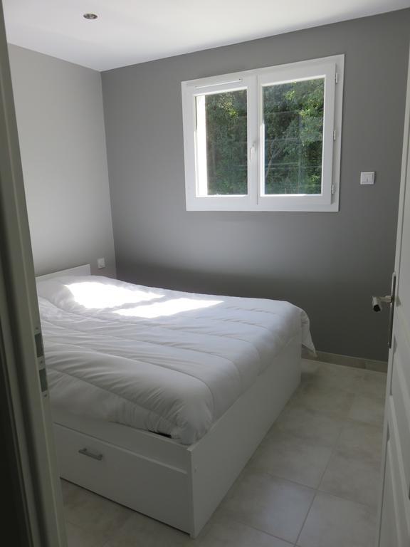 La petite maison Malataverne Extérieur photo